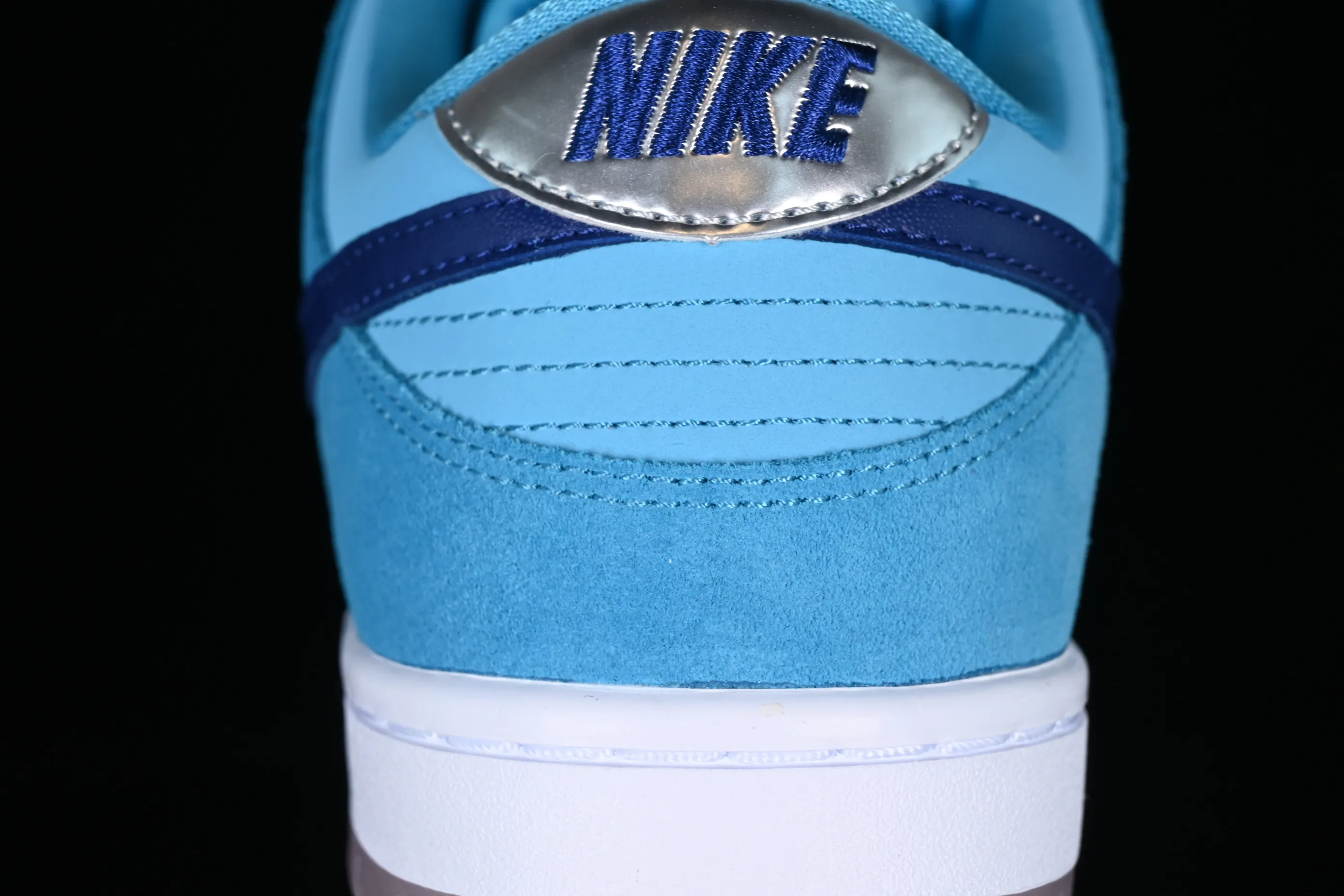 All categories Nk SB Dunk series Nk SB Dunk Low low-top sneakers K version NK SB Dunk Low Pro sky blue imitation wool low-top casual sneakers BQ6817-400